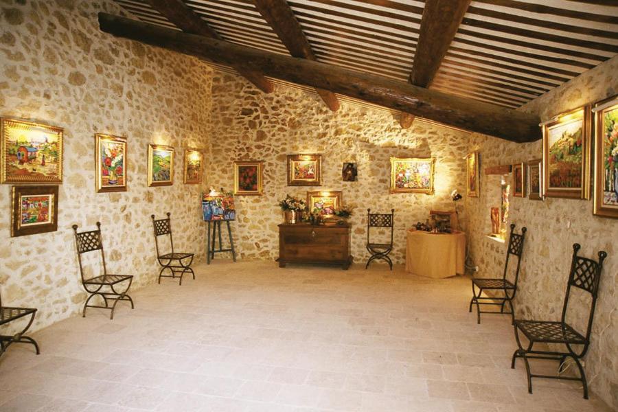 La Maison Du Peintre En Provence Mallemort Exterior photo
