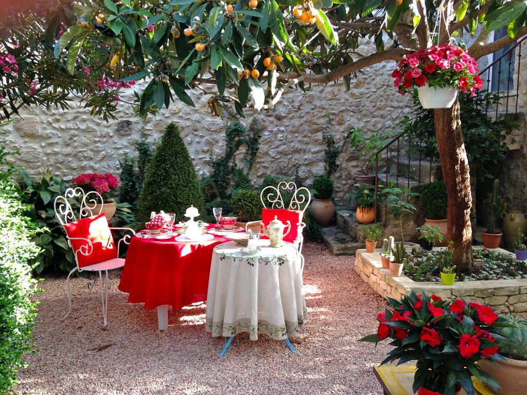La Maison Du Peintre En Provence Mallemort Exterior photo
